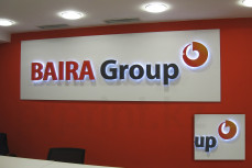 Baira Group Вывеска с контражурной подсветкой